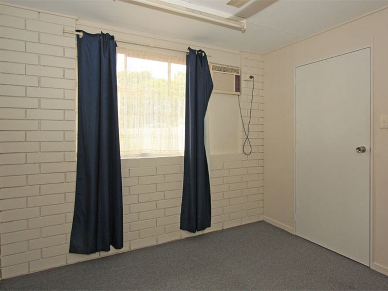 West End QLD 4810