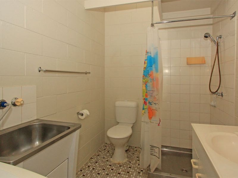 West End QLD 4810