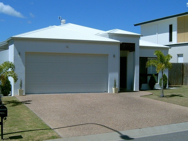 13 Perisher Court, Mount Louisa QLD 4814