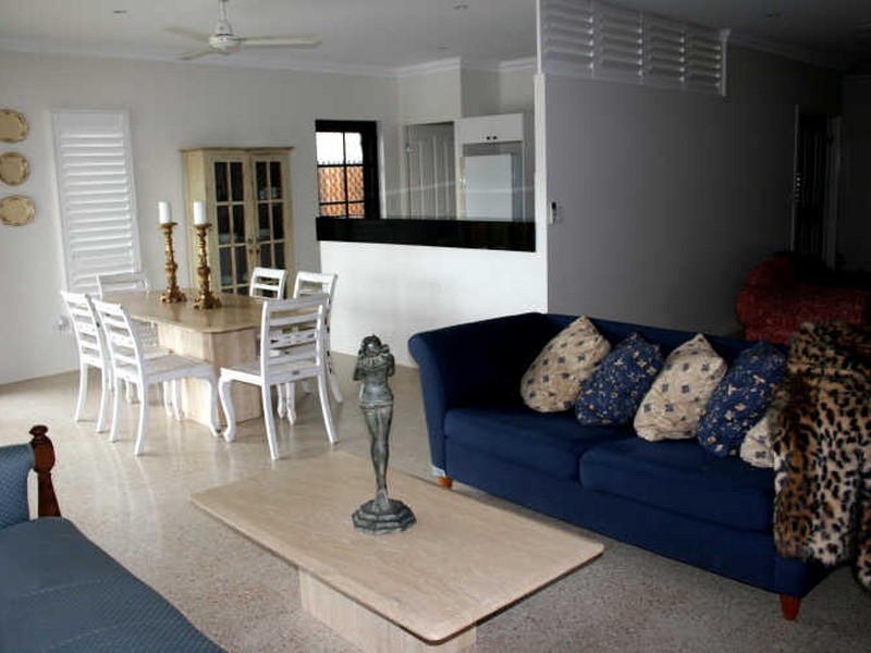 13 Perisher Court, Mount Louisa QLD 4814