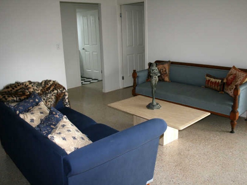 13 Perisher Court, Mount Louisa QLD 4814