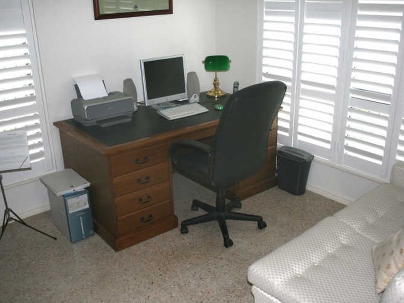 13 Perisher Court, Mount Louisa QLD 4814