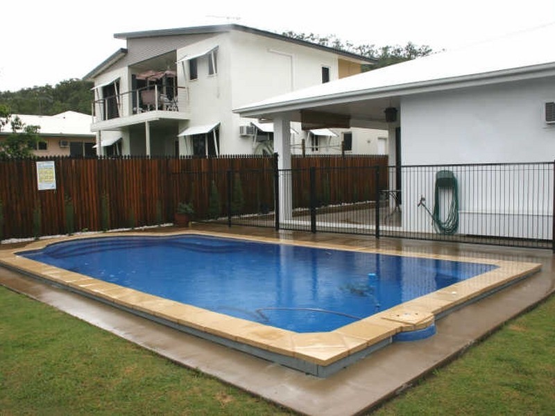 13 Perisher Court, Mount Louisa QLD 4814