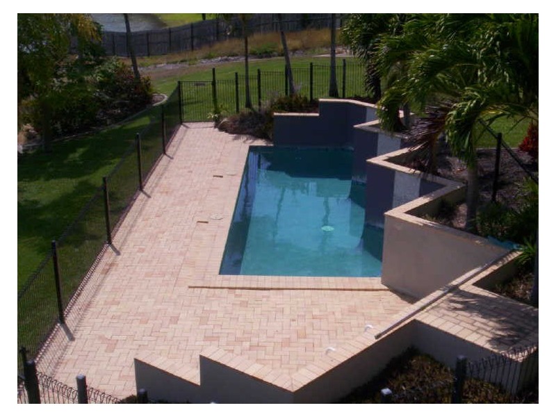 10/12-14 Martinez Avenue, The Lakes, West End QLD 4810