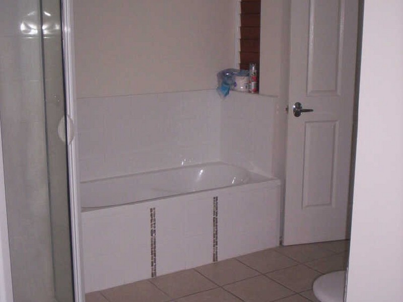 10/12-14 Martinez Avenue, The Lakes, West End QLD 4810