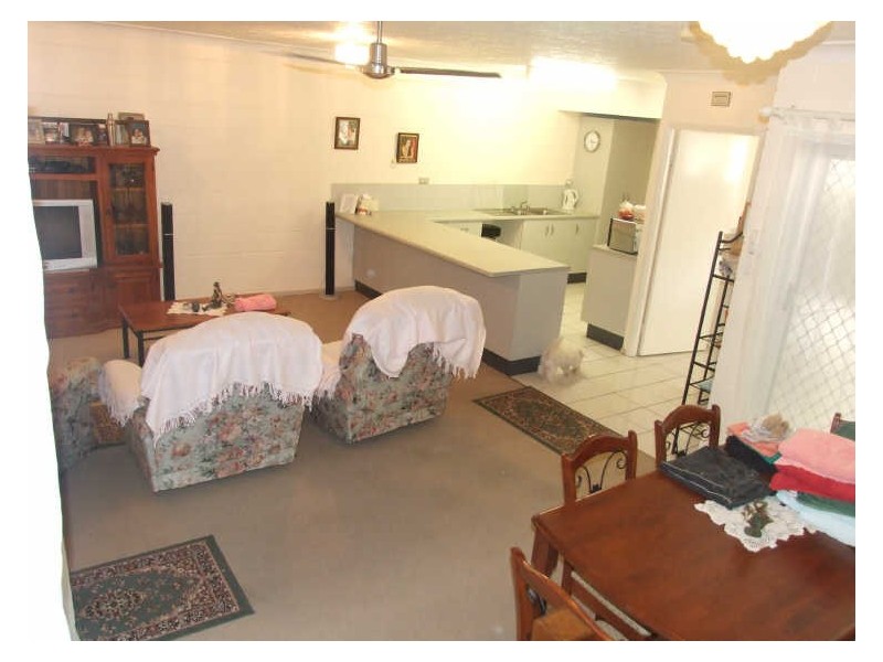 4/12 Old Common Road, Belgian Gardens QLD 4810