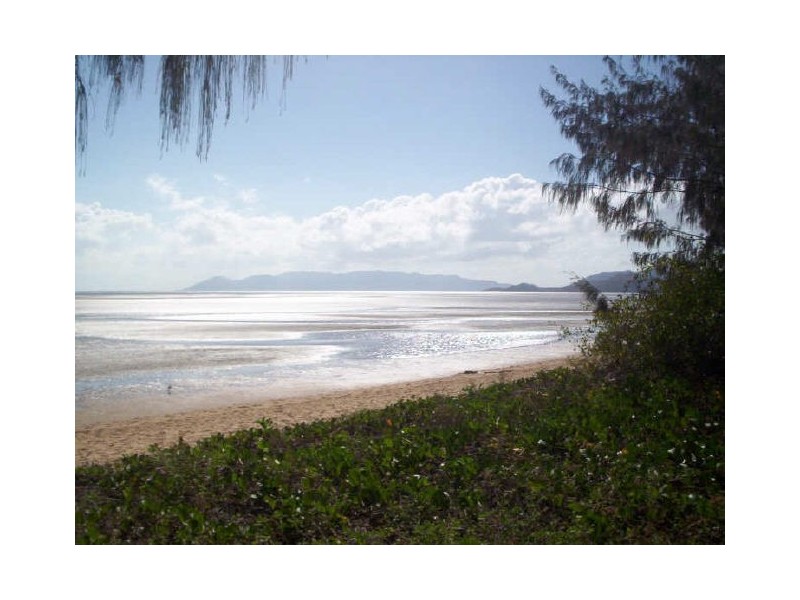28 Goicoechea Drive, Bushland Beach QLD 4818