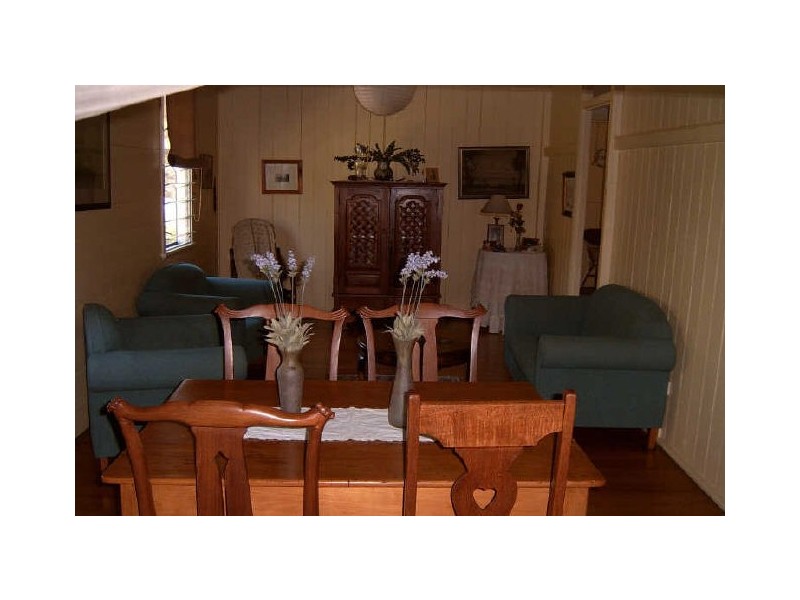 1 Queens Road, Railway Estate QLD 4810