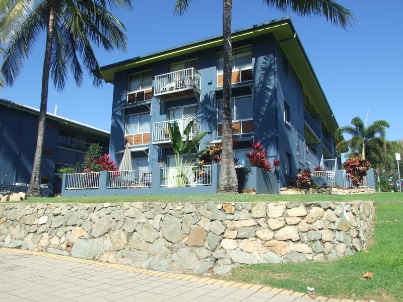 5/108 The Strand, North Ward QLD 4810