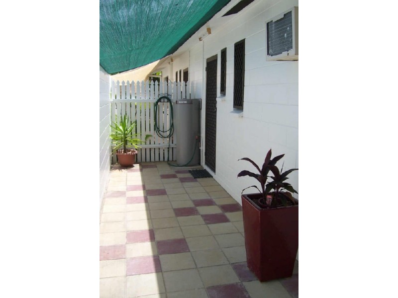 2/20 Hodel Street, Rosslea QLD 4812