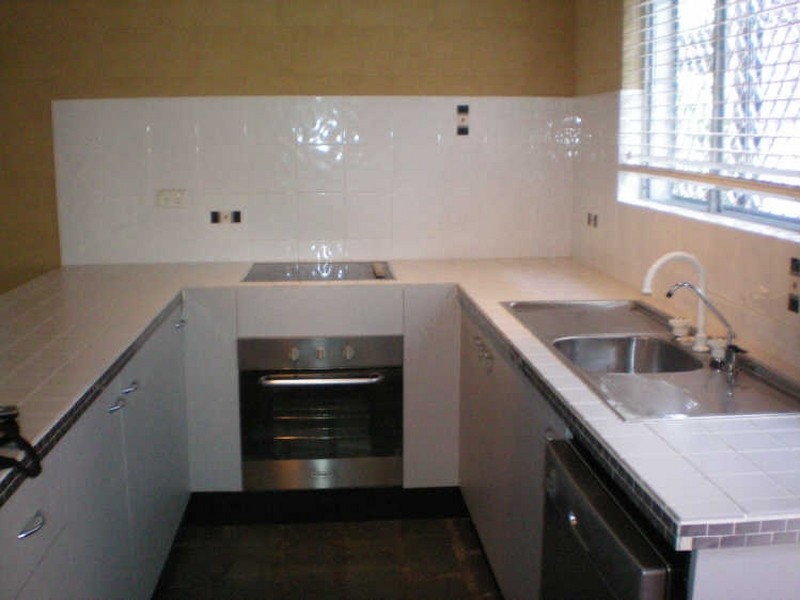 51 Banfield Drive, Mount Louisa QLD 4814