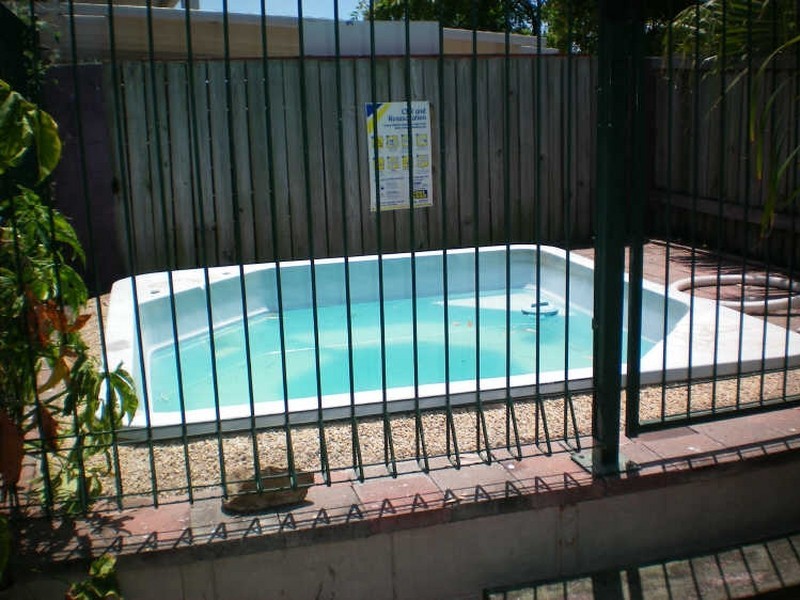 51 Banfield Drive, Mount Louisa QLD 4814