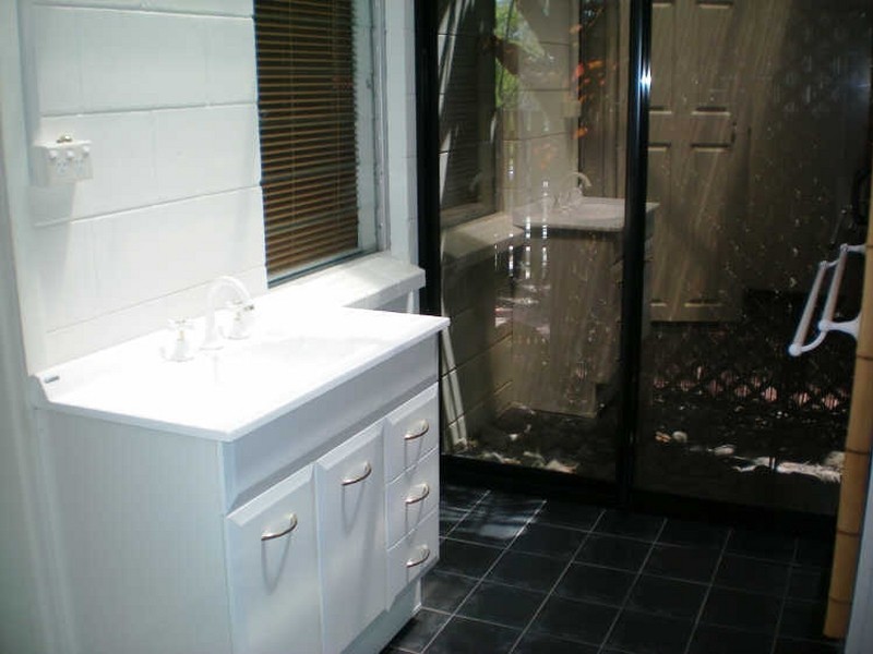 51 Banfield Drive, Mount Louisa QLD 4814