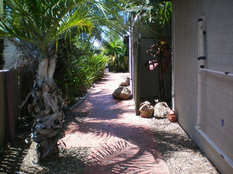 51 Banfield Drive, Mount Louisa QLD 4814