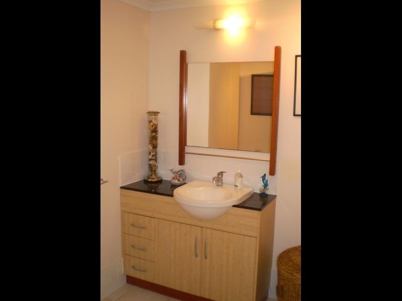 2/19 Willmett Street, Melton Hill, Townsville QLD 4810