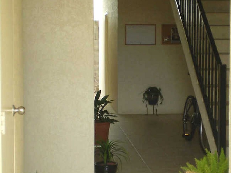 2/19 Willmett Street, Melton Hill, Townsville QLD 4810