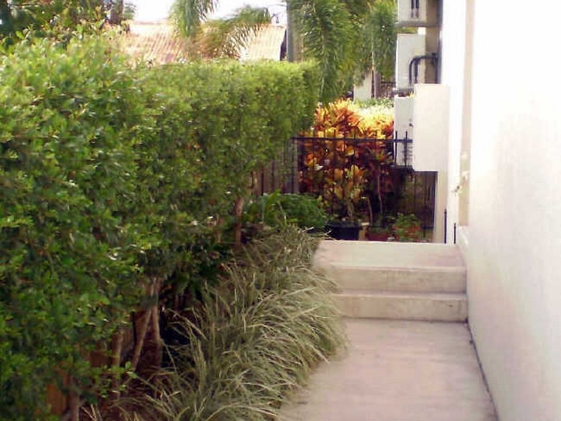 2/19 Willmett Street, Melton Hill, Townsville QLD 4810