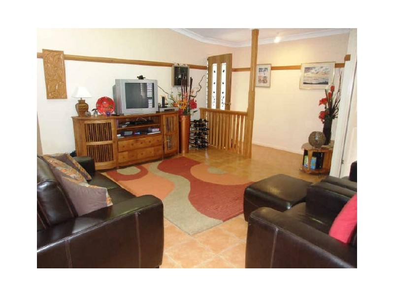 75 Thirteenth Avenue, Railway Estate QLD 4810