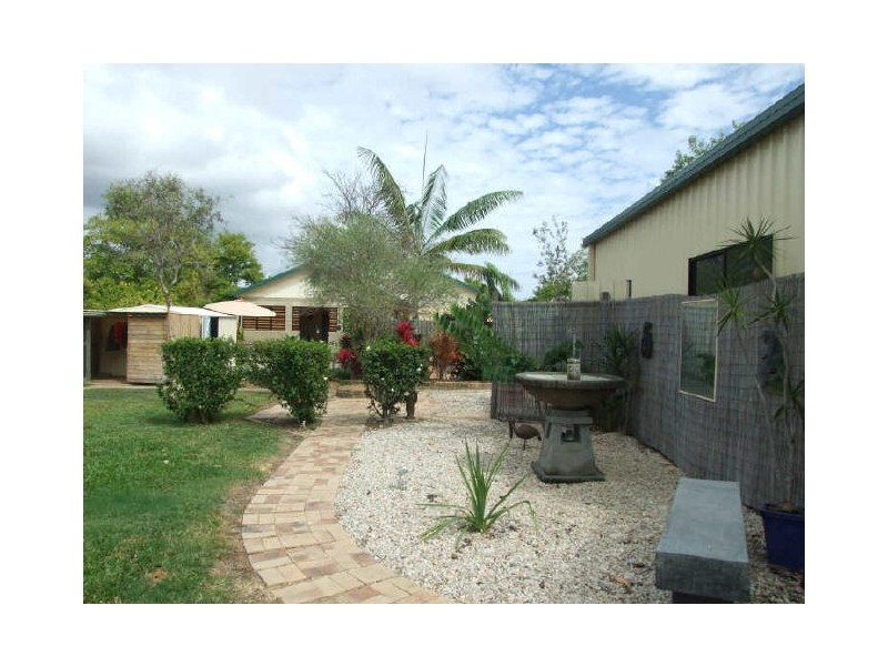 75 Thirteenth Avenue, Railway Estate QLD 4810