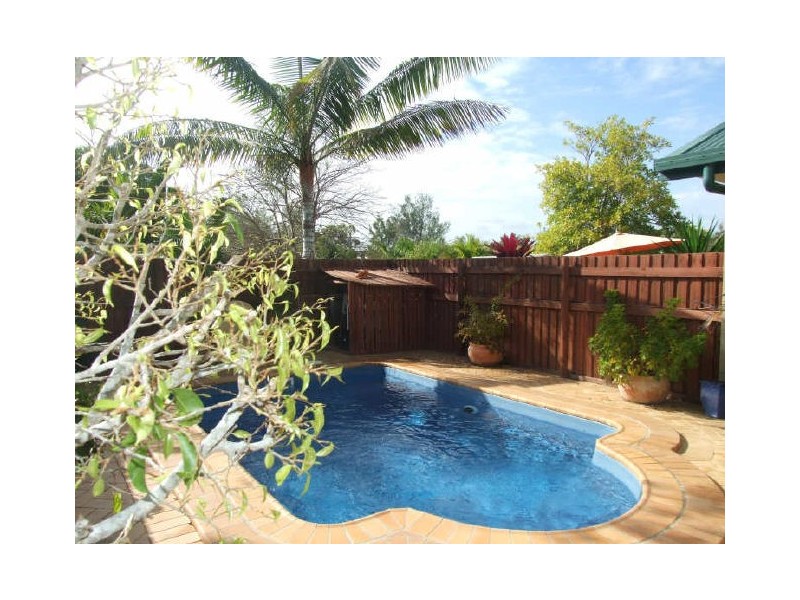 75 Thirteenth Avenue, Railway Estate QLD 4810