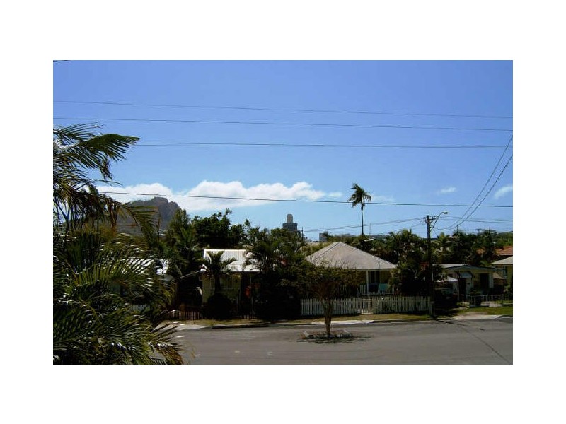 52 Tully Street, South Townsville QLD 4810