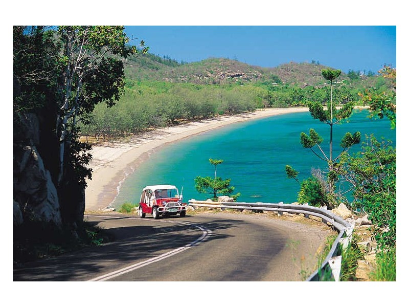 32 Picnic Street, Magnetic Island QLD 4819