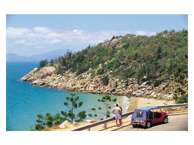 32 Picnic Street, Magnetic Island QLD 4819