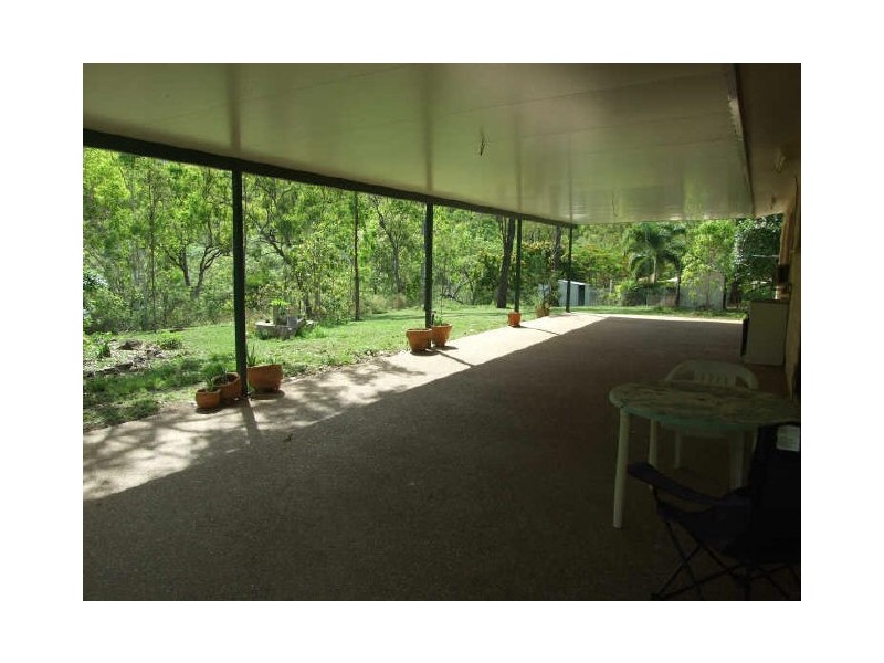 7 Mt Cradle Ct, Alligator Creek QLD 4816