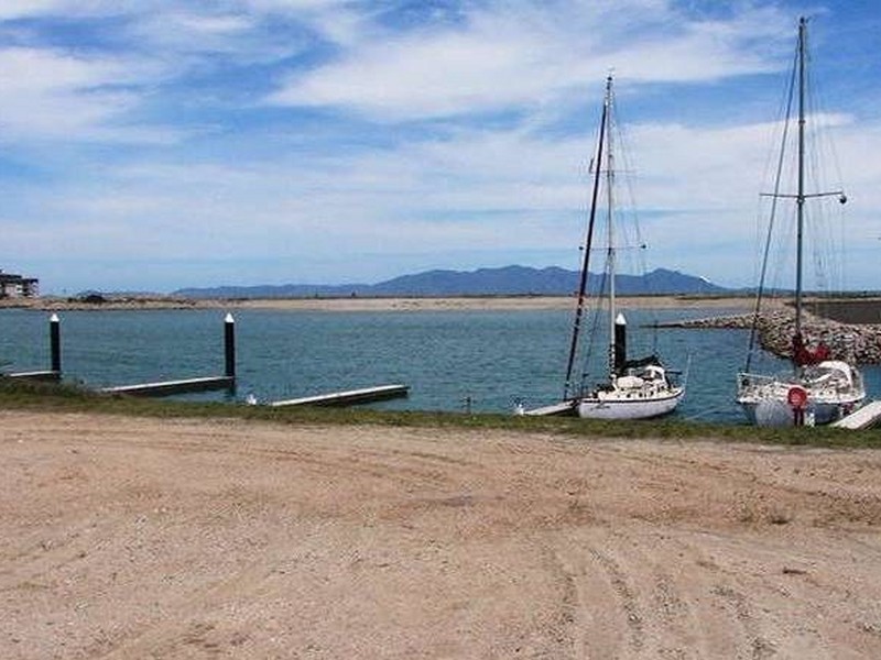 11 Terrace Place, Nelly Bay QLD 4819