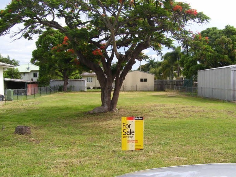 48 Hammett Street, Currajong QLD 4812