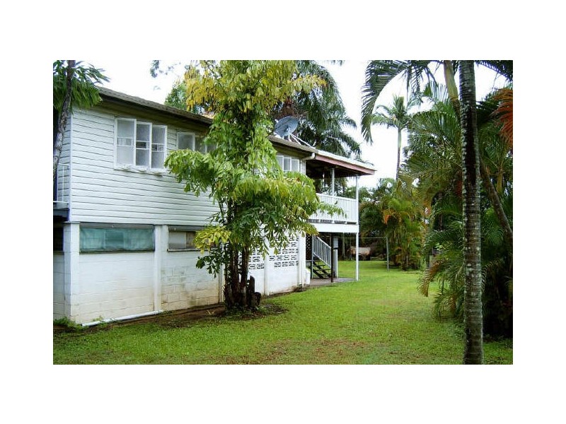 13 West Street, Mundingburra QLD 4812