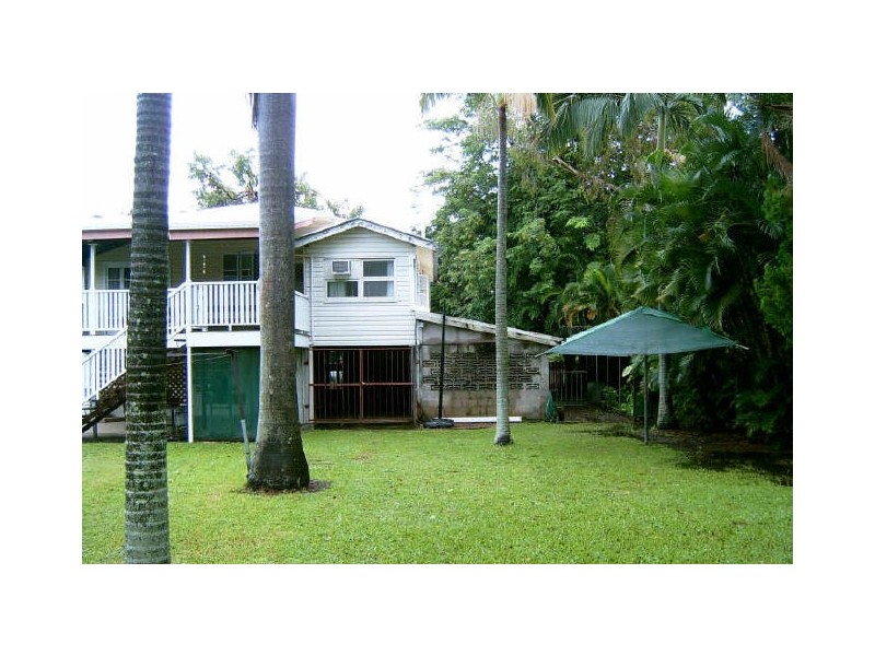 13 West Street, Mundingburra QLD 4812