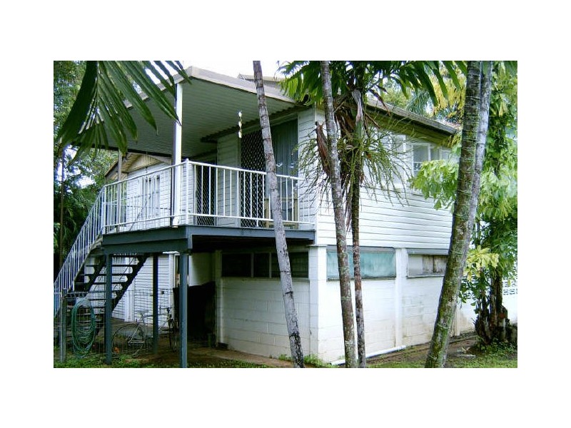 13 West Street, Mundingburra QLD 4812