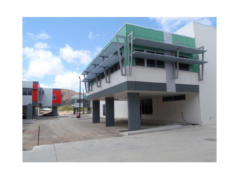 10/547 – 593 Woolcock Street, Mount Louisa QLD 4814