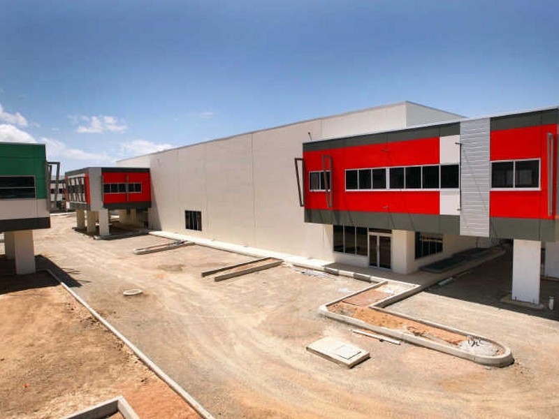 Various Units/547 – 593 Woolcock Street, Mount Louisa QLD 4814