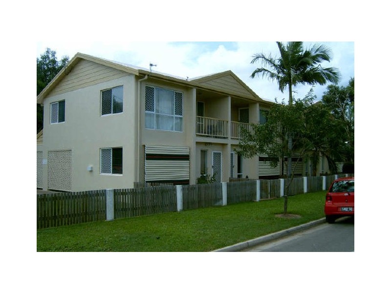 Unit 1/22 Gladstone Street, Pimlico QLD 4812