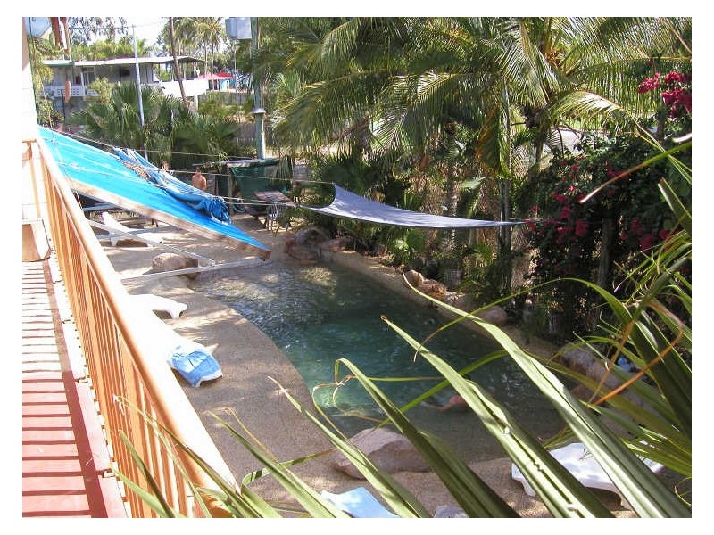 32 Picnic Street, Magnetic Island QLD 4819