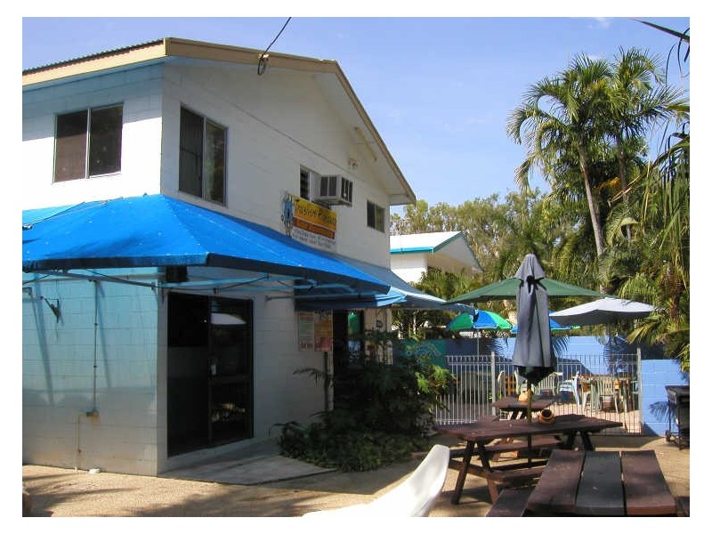 32 Picnic Street, Magnetic Island QLD 4819