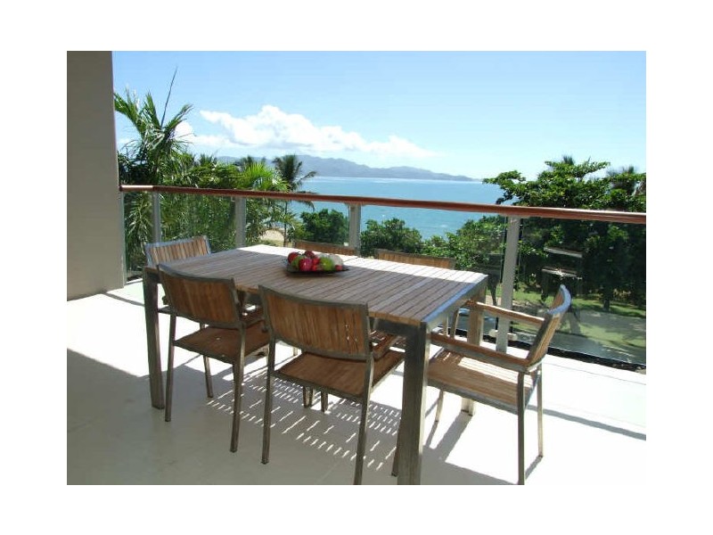 1/106 The Strand, North Ward QLD 4810