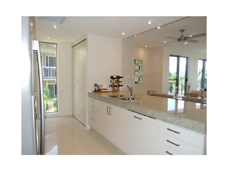 1/106 The Strand, North Ward QLD 4810