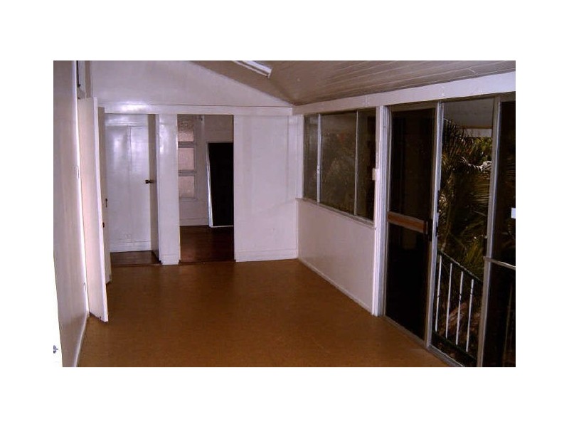 25 Third Street, Railway Estate QLD 4810