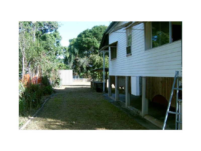25 Third Street, Railway Estate QLD 4810