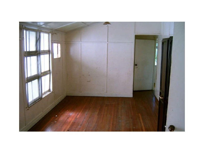 25 Third Street, Railway Estate QLD 4810