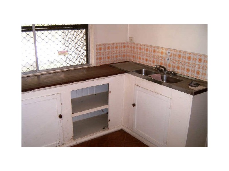 25 Third Street, Railway Estate QLD 4810