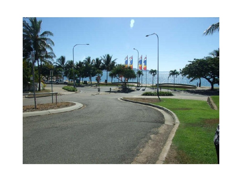 7/317 Stanley Street, North Ward QLD 4810