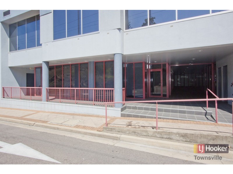 3/131 Denham Street, Townsville City QLD 4810