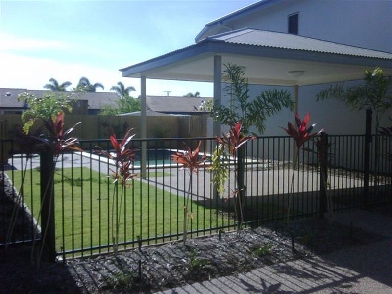 8/84 Dearness Street, Garbutt QLD 4814