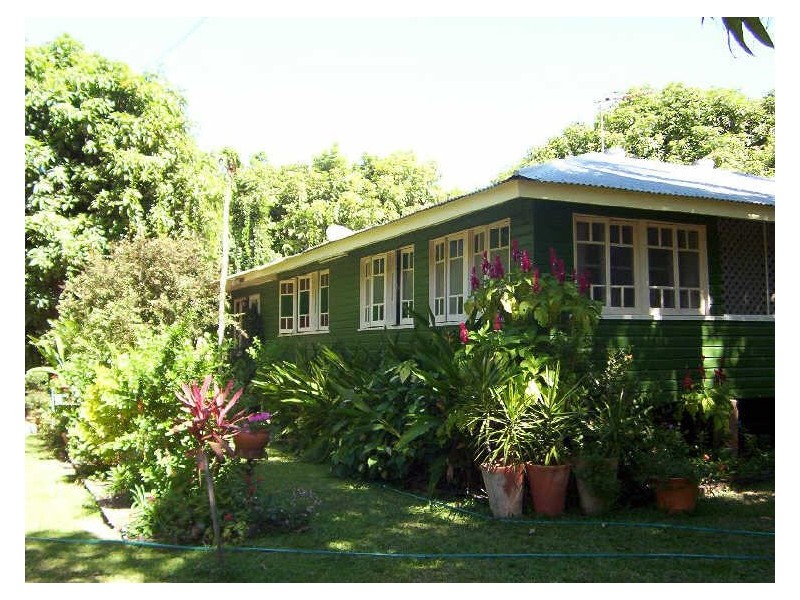 94 Majors Creek Road, Alligator Creek QLD 4816