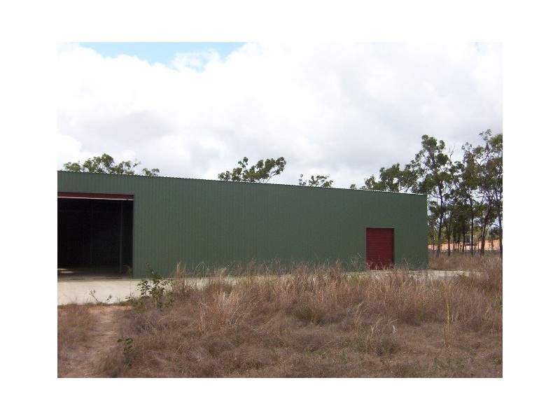 1 Batten Road, Bushland Beach QLD 4818