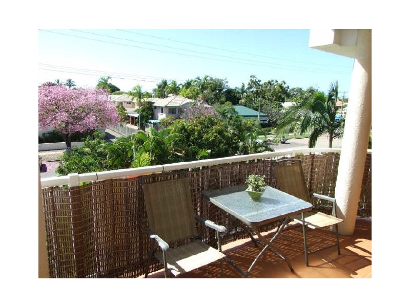 6/108 Eyre Street, North Ward QLD 4810